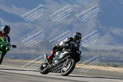 media/Jan-15-2026-Racers Edge (Thu) [[dfebeb70ab]]/3-B Group/Session 1 Turn 8/